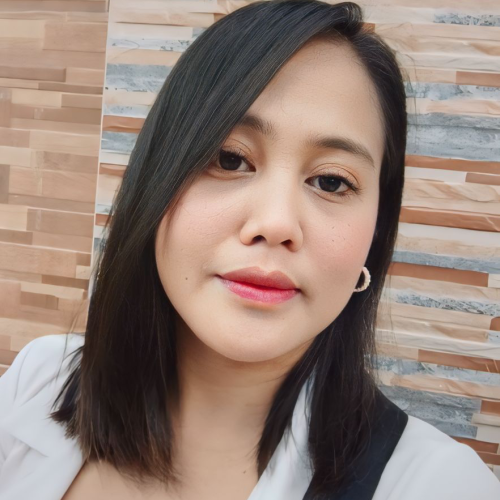 jennica  r. profile photo