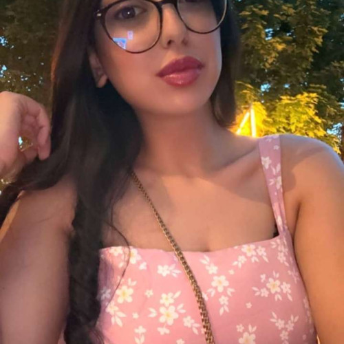 Dounia C. profile photo