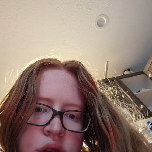 Victoria  L. profile photo