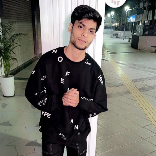 Rauvvv  R. profile photo