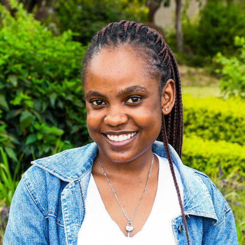 Yvonne C. profile photo