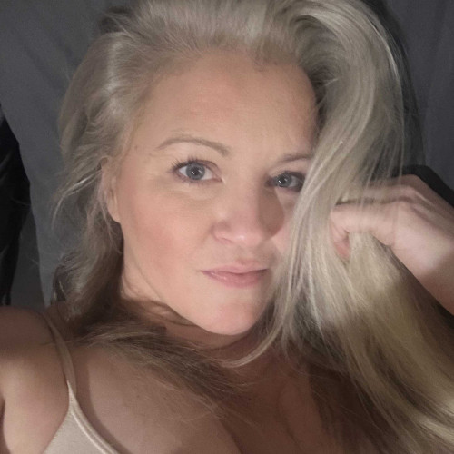 julieanna c. profile photo
