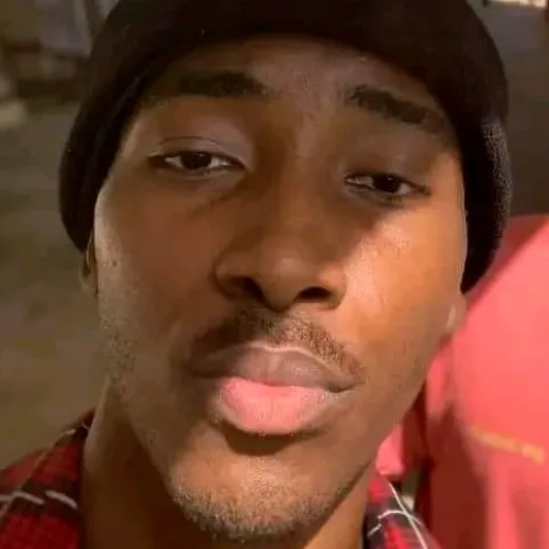 Divine E. profile photo