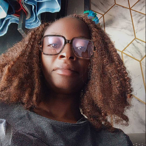 Esther w. profile photo