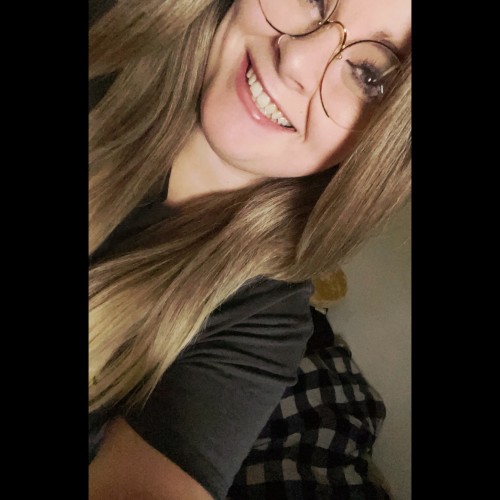 Courtney R. profile photo