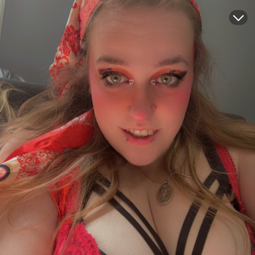 Leyley W. profile photo