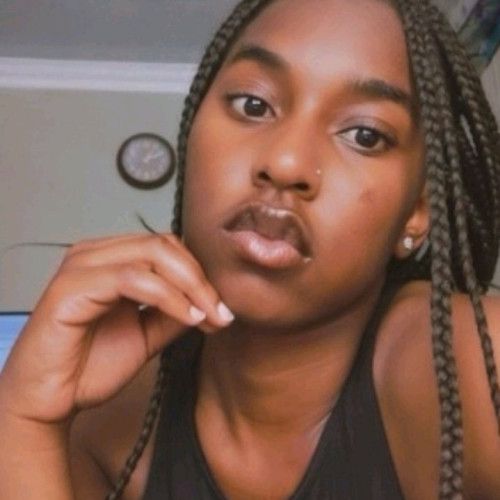 Manuella Y. profile photo