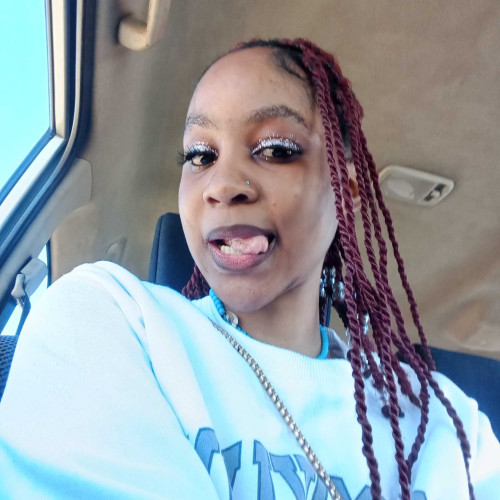 Zinhle r. profile photo