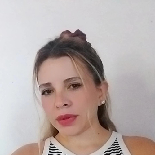 Debora  E. profile photo