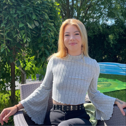 mira k. profile photo