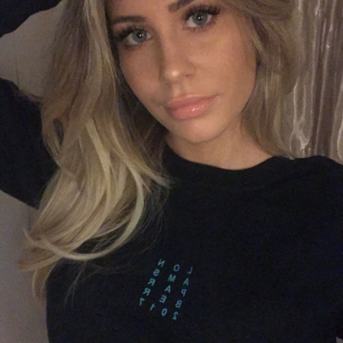 Poppie S. profile photo