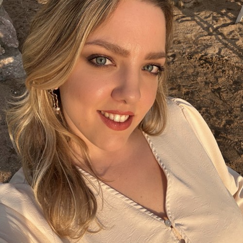 Anja R.