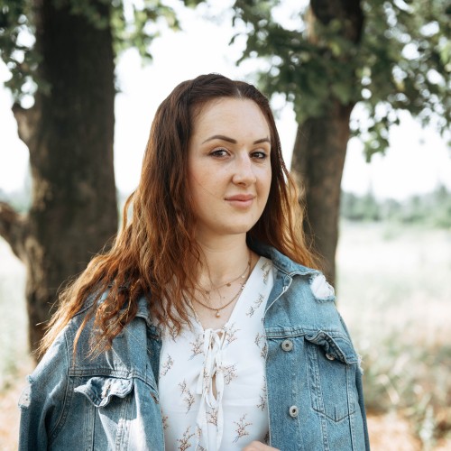 Julia L. profile photo