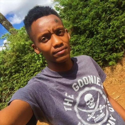 haron w. profile photo