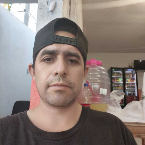 leo R. profile photo