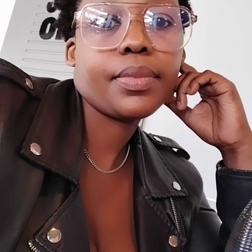 phindile M. profile photo
