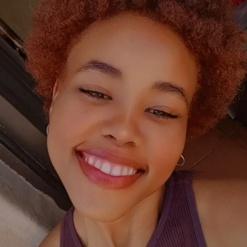 onalenna M. profile photo
