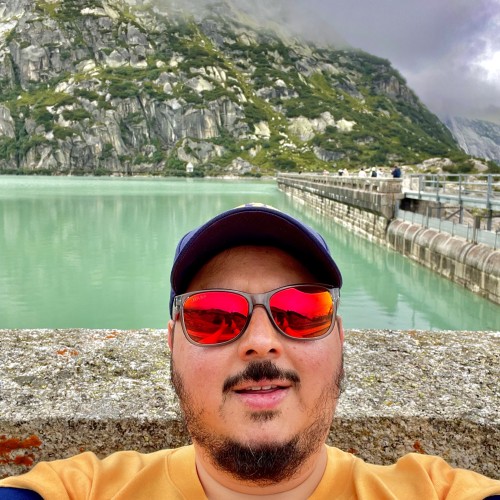 Hamid J. profile photo