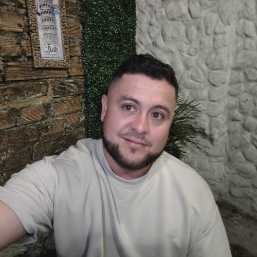 dionicio g. profile photo