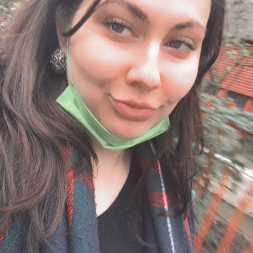 lola K. profile photo
