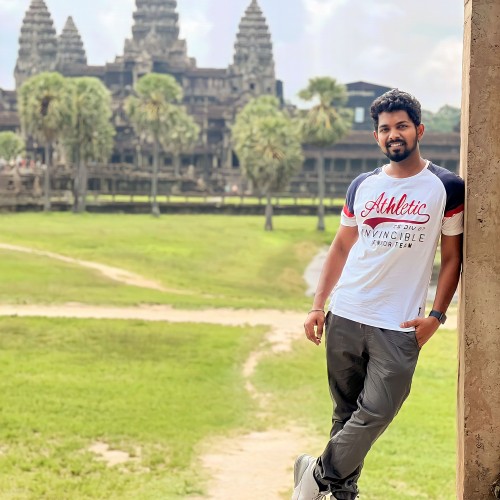 Naveen G.