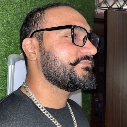 Ind R. profile photo