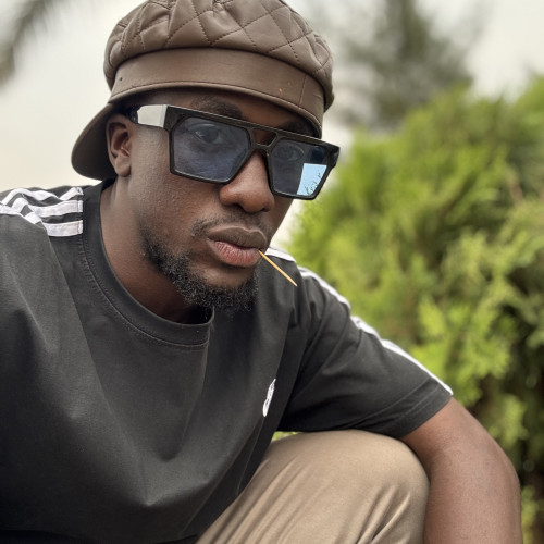 iconnathan N. profile photo