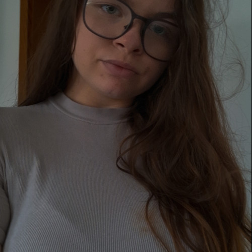 selin s. profile photo