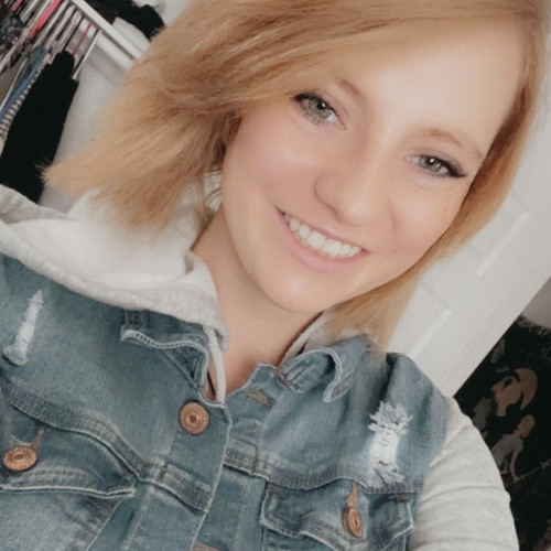 Lily B. profile photo