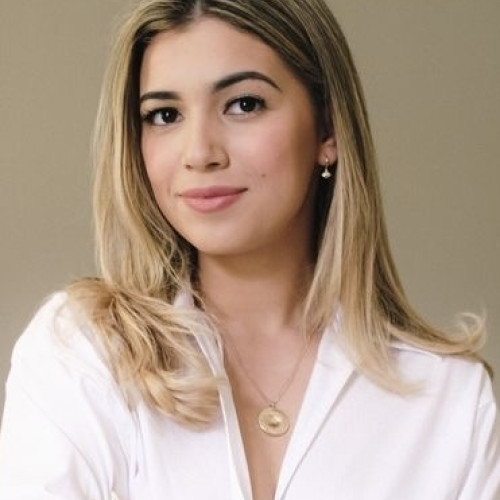 Mia R. profile photo