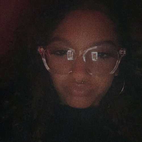 Nisha w.