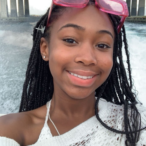Dayana T. profile photo