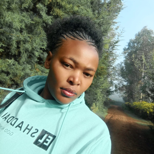 Esther K. profile photo