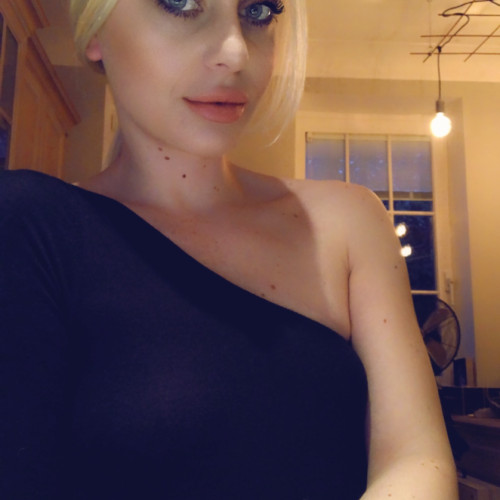 Amelia E. profile photo