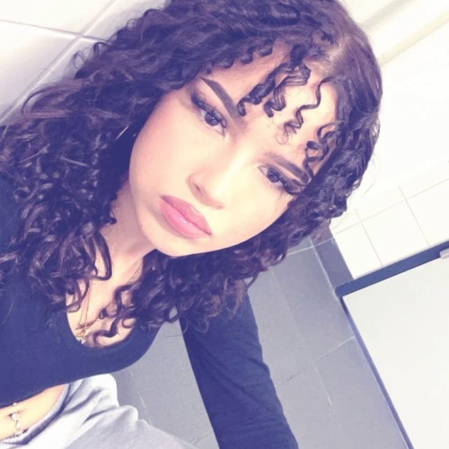 jade r. profile photo