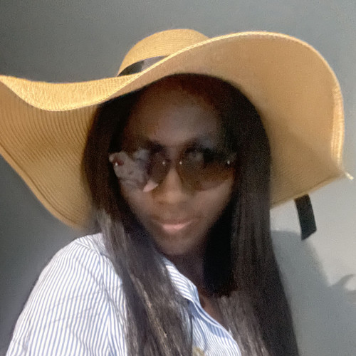 Rozie N. profile photo