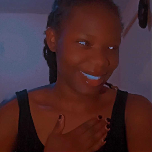 Laura n. profile photo