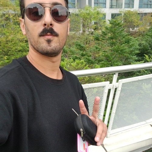 YASSINE  M.