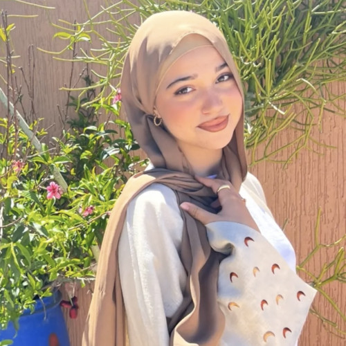 Aya H. profile photo