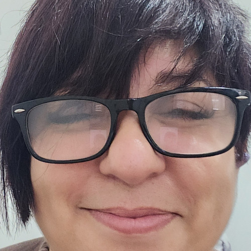 Elena F.