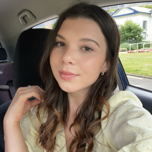 AimeeLee J. profile photo