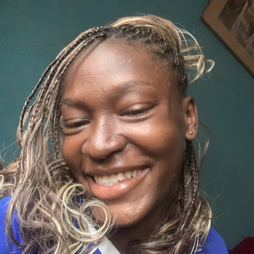 Essie O. profile photo
