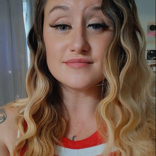 ashley d. profile photo