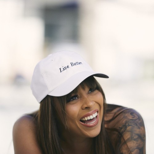Latifah R.