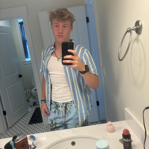 Levi  M. profile photo