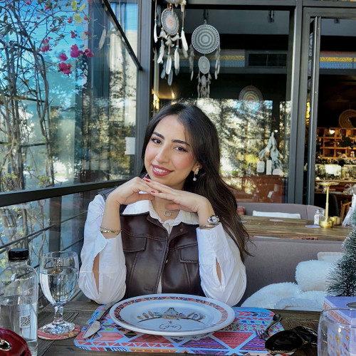 Farah Z. profile photo