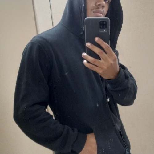Max K.