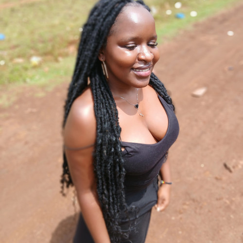 Esther M. profile photo