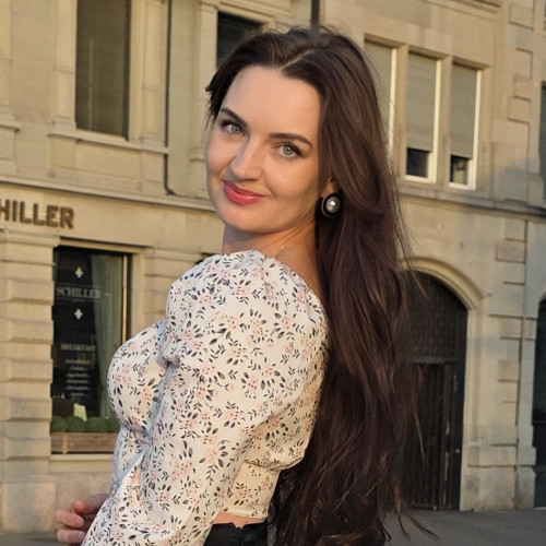 Julia K. profile photo