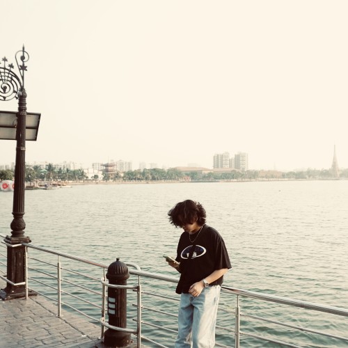 Sourav R.